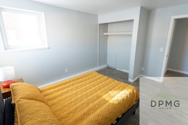 Building Photo - 2917 Harwick Dr