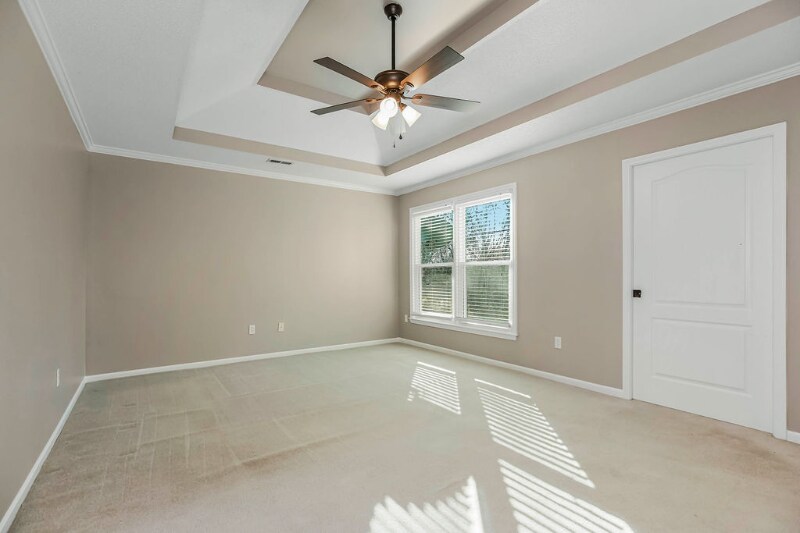 Building Photo - 5933 W 153rd St