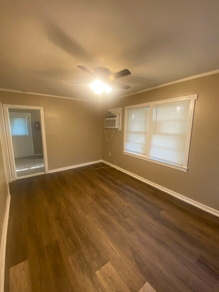 Building Photo - 6426 Kincaid Ave
