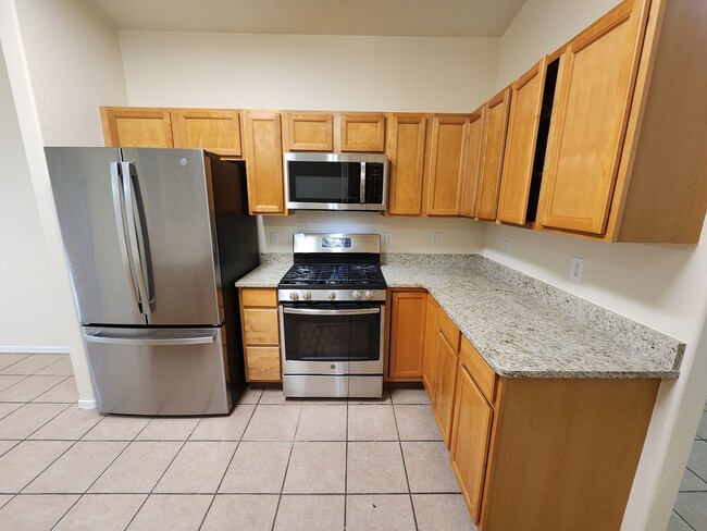 Building Photo - 1219 Gunsight Peak Dr