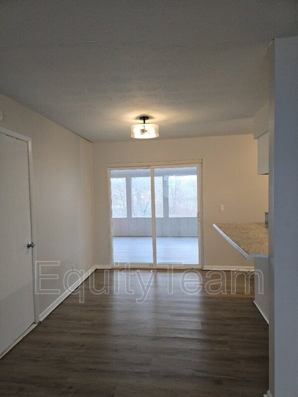 Building Photo - 9196 Gila Dr