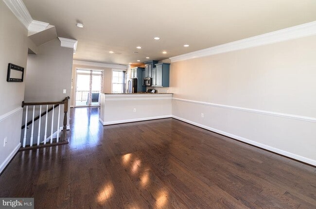 Building Photo - 105 Lantana Ln
