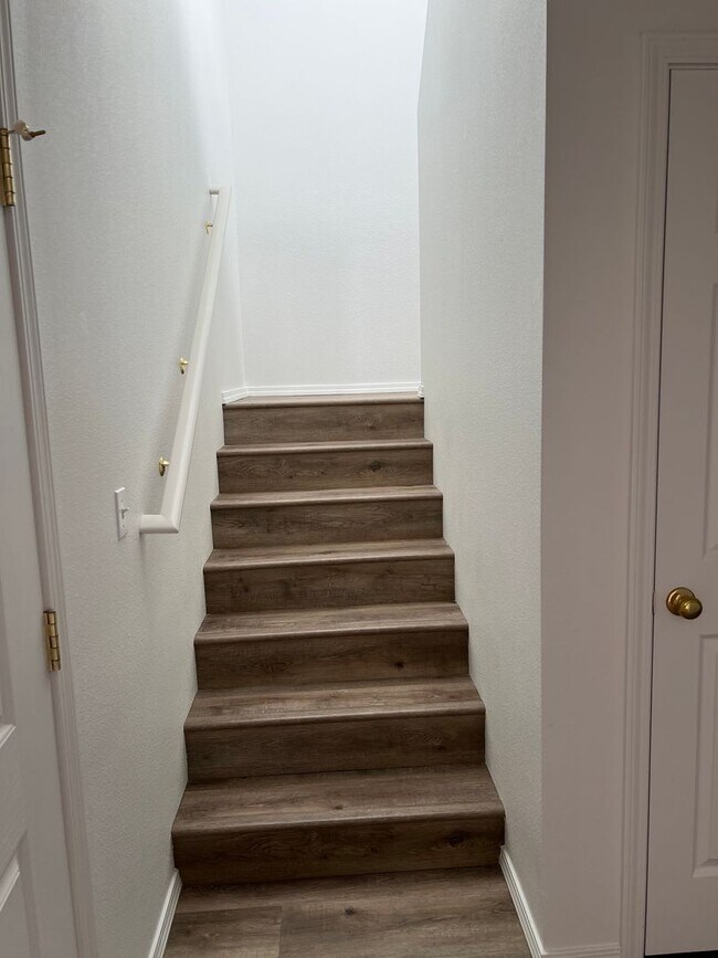 Building Photo - Coming soon! 4 bed 2.5 bath home in Meridian