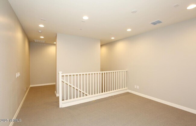 Building Photo - 23066 N 74th Pl