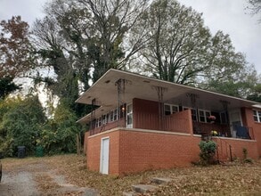 Building Photo - BH-beal1444