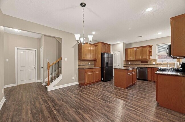 Building Photo - 14006 Martinique Ln