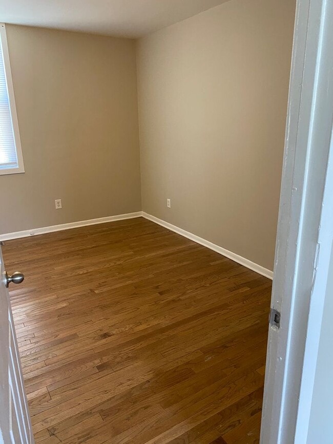 Building Photo - 2 Bedroom in House in South County - Lemay