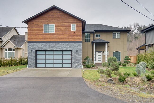 Building Photo - Lakota Spacious 2 story includes lawn care