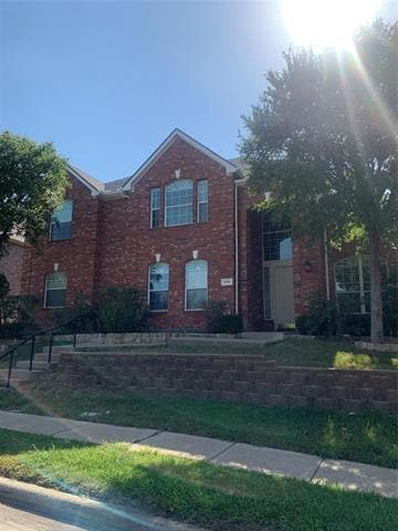 Building Photo - 9101 Forest Hills Dr