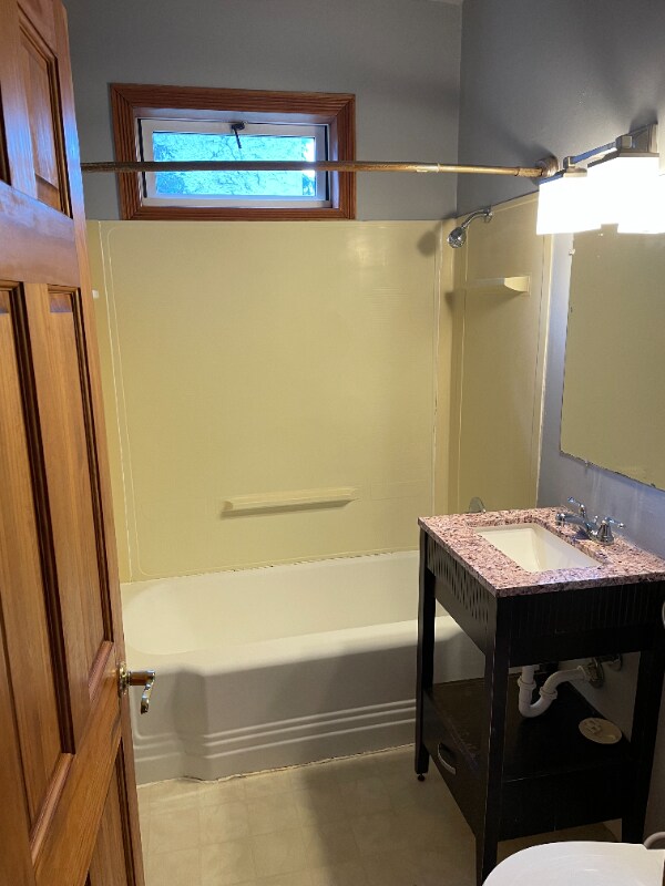 Building Photo - 3522 Garfield Ave