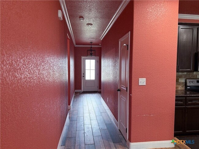 Building Photo - 1602 Flatland Trl