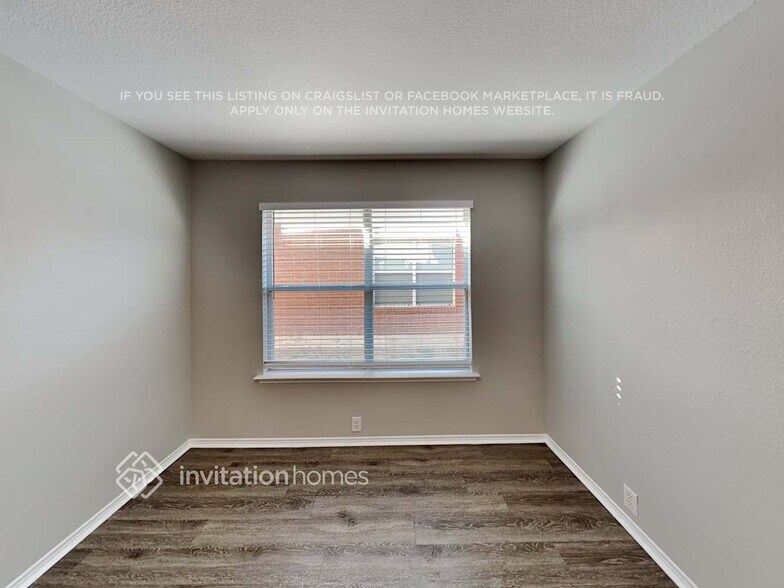 Building Photo - 1813 Desperado Rd