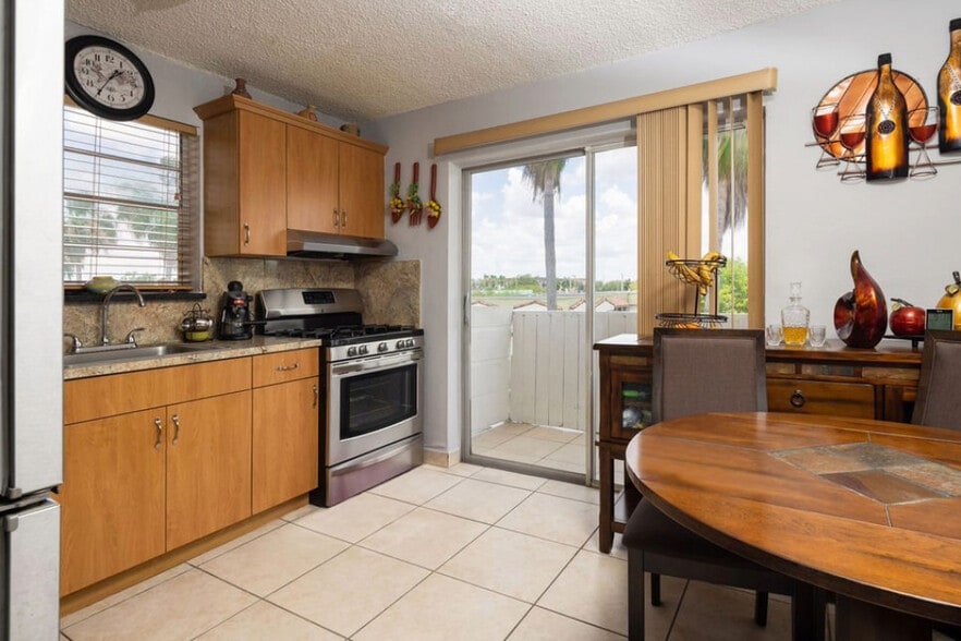 Building Photo - Punta Frances Apartments