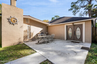 Building Photo - 1043 Green Rd
