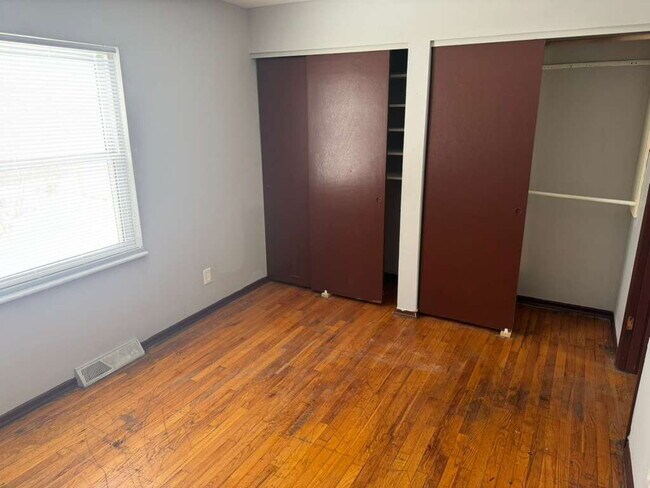 Building Photo - 6200 Flint Ave