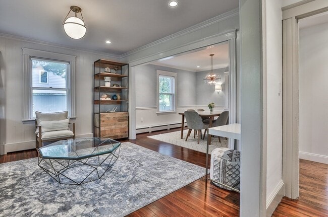 Building Photo - 107 Greenwood St