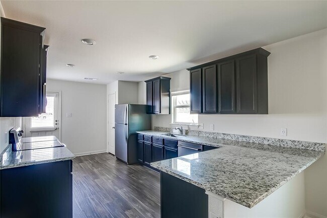 Building Photo - 18713 Quiet Range Dr