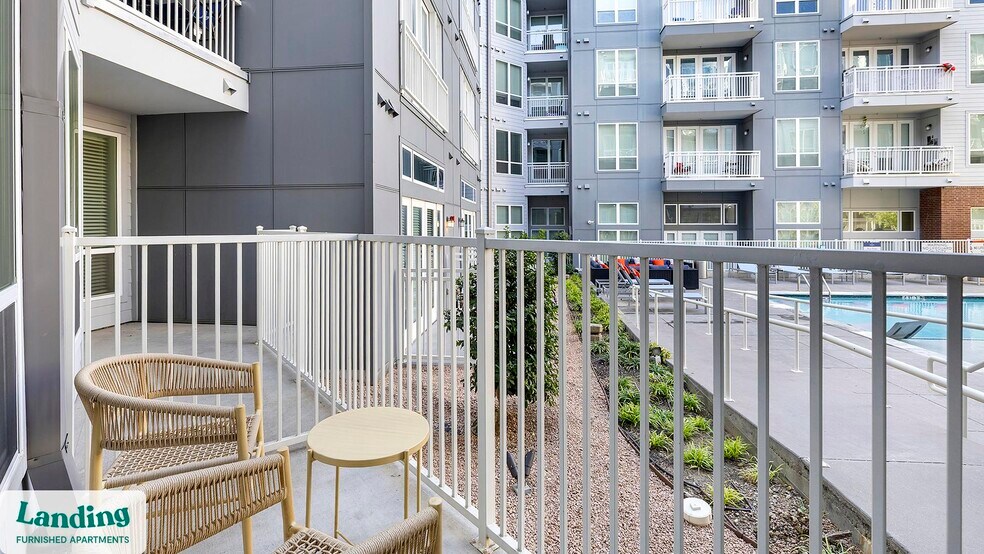 Building Photo - 401 Hemphill St