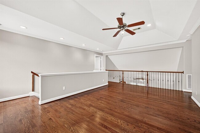 Building Photo - 903 Sugarfield Ct