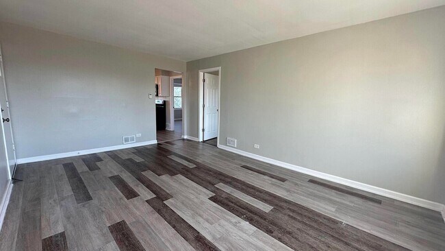 Building Photo - 1907 N 19th Ave