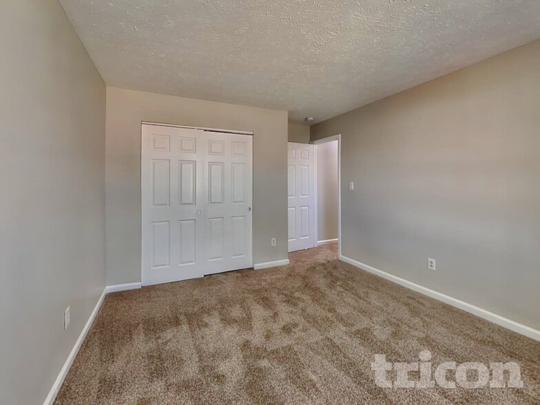 Building Photo - 4020 Waterfield Dr