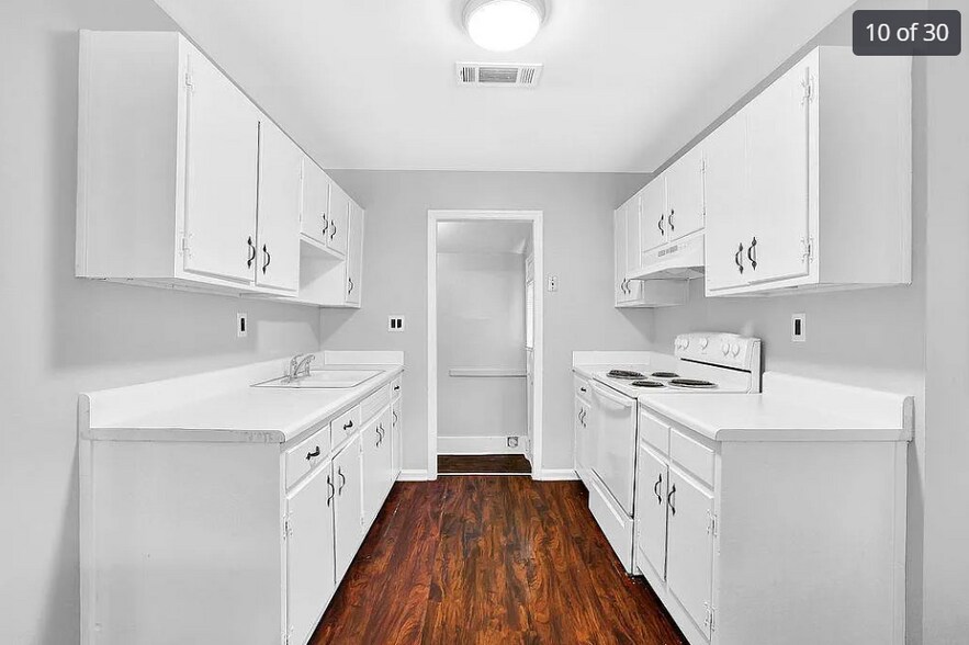 *note: this room now has laminate flooring - 1422 Vesta Ave