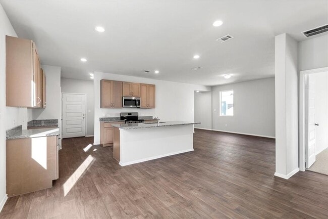 Building Photo - 2711 Totley Rd