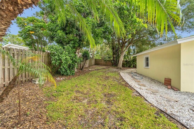 Building Photo - 312 Lagoon Dr