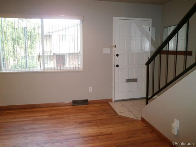 Building Photo - 9062 E Nassau Ave