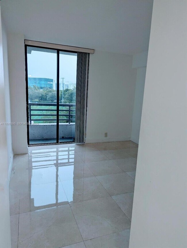 Building Photo - 3300 NE 191st St