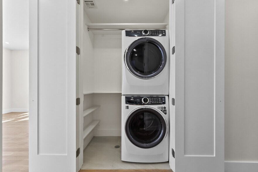 Laundry - 157 25th St