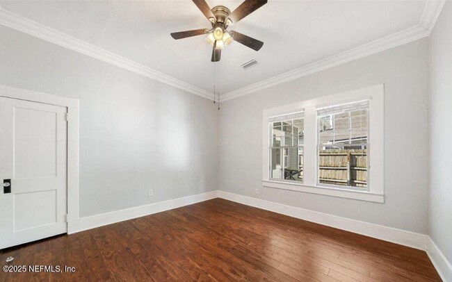 Building Photo - 3903 Boone Park Ave