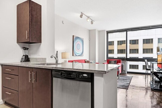 Building Photo - 479 Washington Blvd