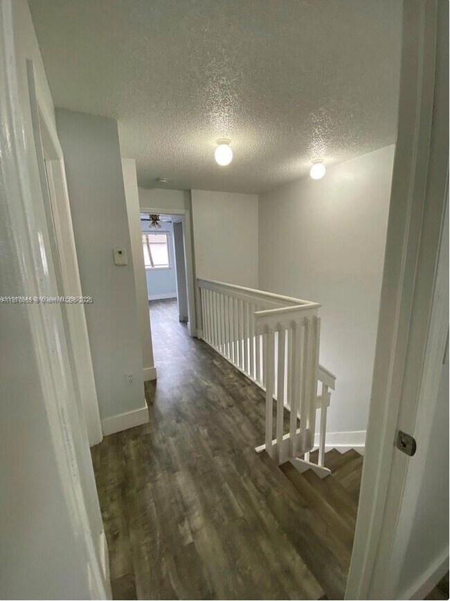 Building Photo - 8755 SW 152nd Ave