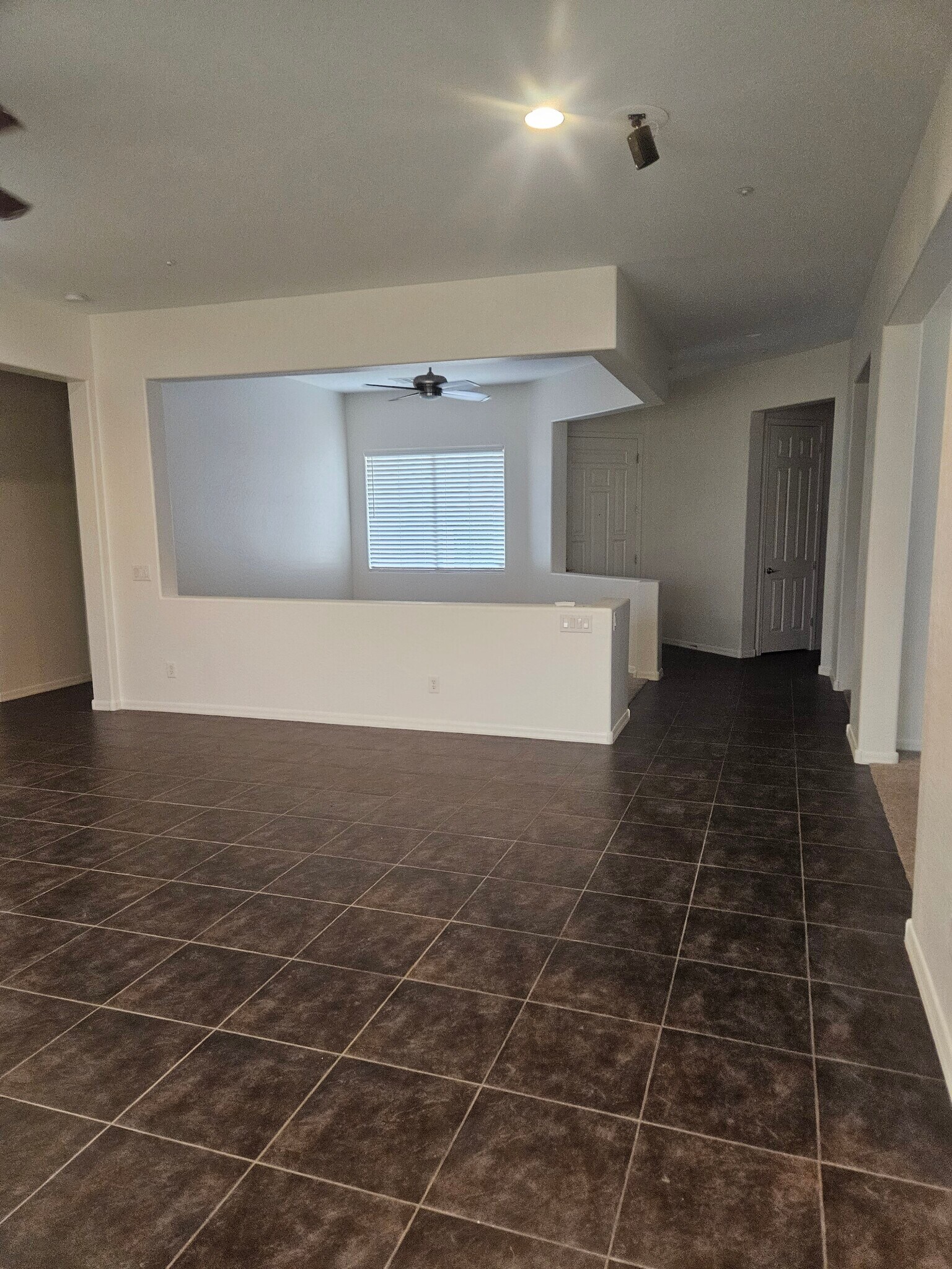 Building Photo - 12528 W Milton Dr