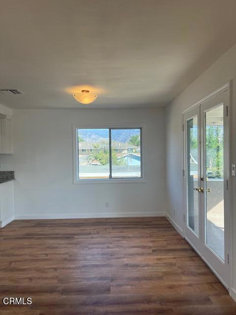 Building Photo - 302 N San Gabriel Ave