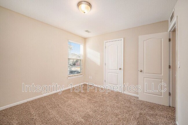 Building Photo - 5921 NW 91st St