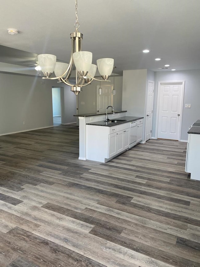 Building Photo - Incredible 3 Bedroom Available In Odessa