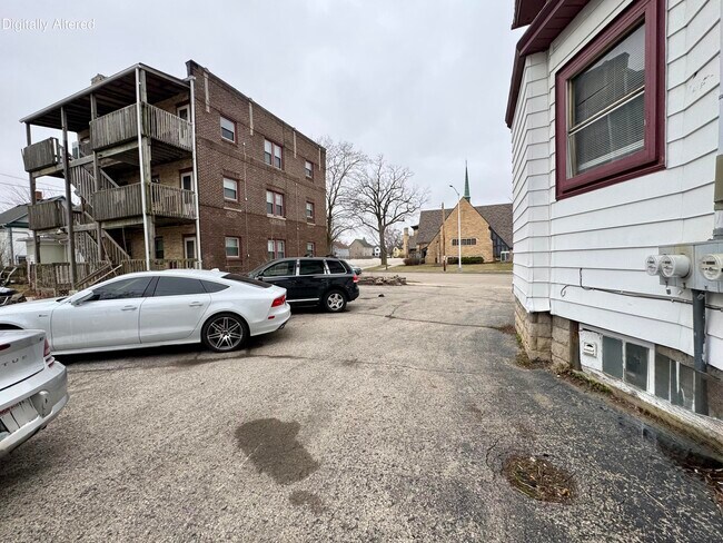Building Photo - 2109 Washington Ave