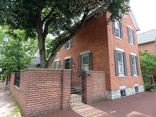 Primary Photo - Gorgeous Brick German Village Home!