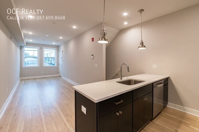 Building Photo - 1020 S 53rd St