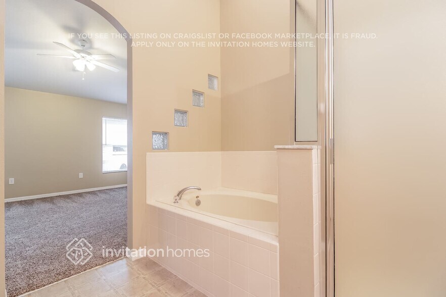 Building Photo - 2152 Rose Blvd