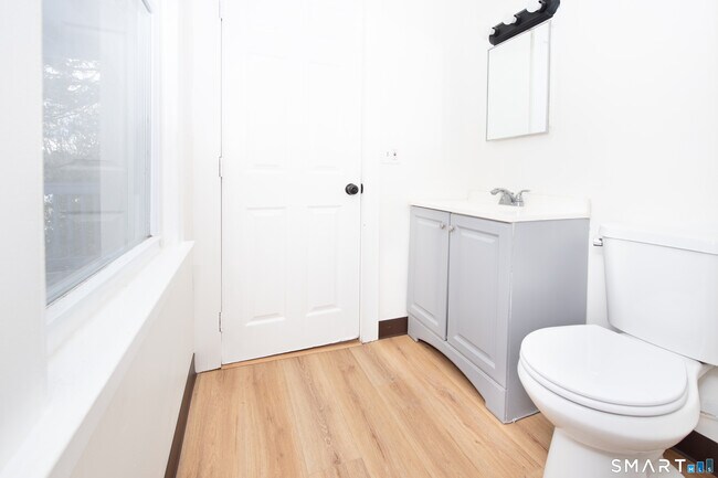 Building Photo - 110 Beaver St