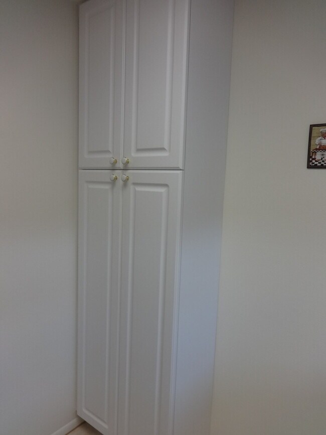 Building Photo - NEW PRICE! 2BR/2BA 2nd Floor Condo in Capri Isles