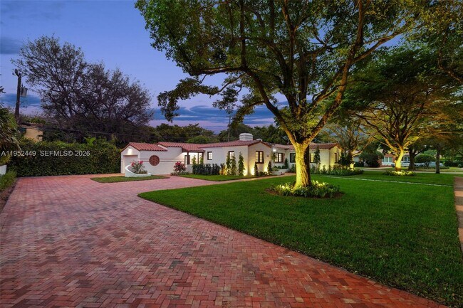 Building Photo - 3519 Toledo St