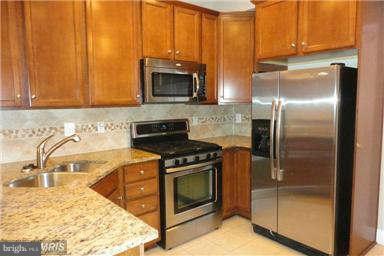 Building Photo - 13504 Waterford Hills Boulevard