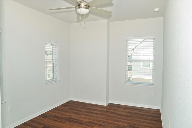 Building Photo - 13506 Martin Scott Cv