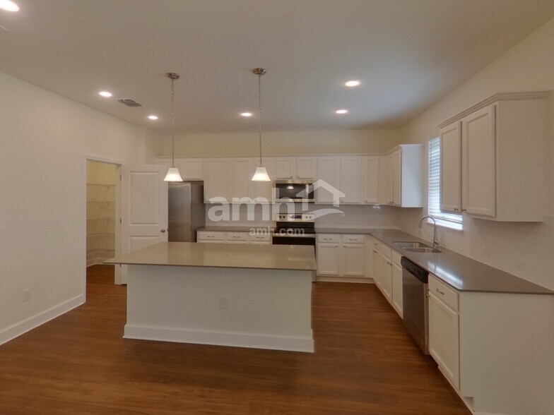 Building Photo - 3366 Bridge Haven Dr