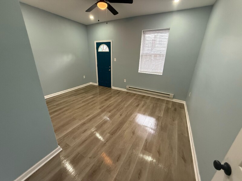 Building Photo - 6024 Christian St