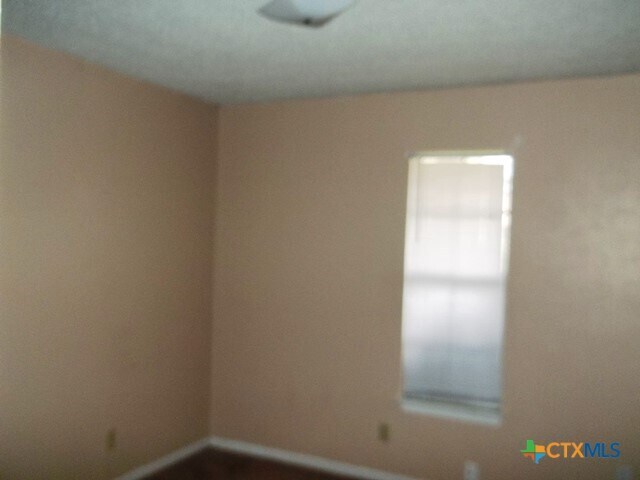 Building Photo - 1207 Ruiz Dr